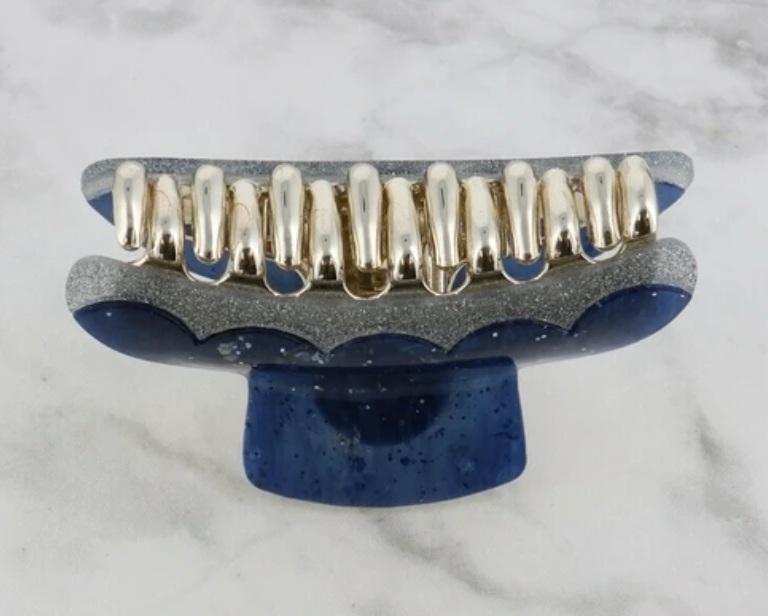 Hair claw