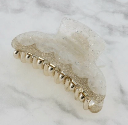 Hair claw